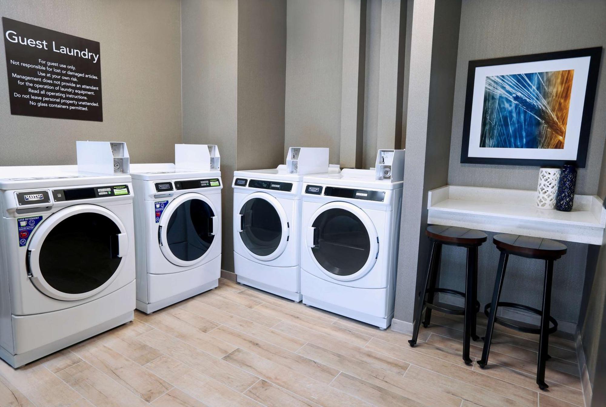 Homewood Suites By Hilton West Fargo/Sanford Medical Center Esterno foto