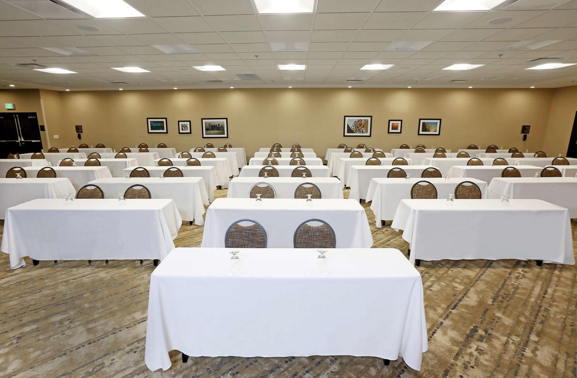 Homewood Suites By Hilton West Fargo/Sanford Medical Center Esterno foto