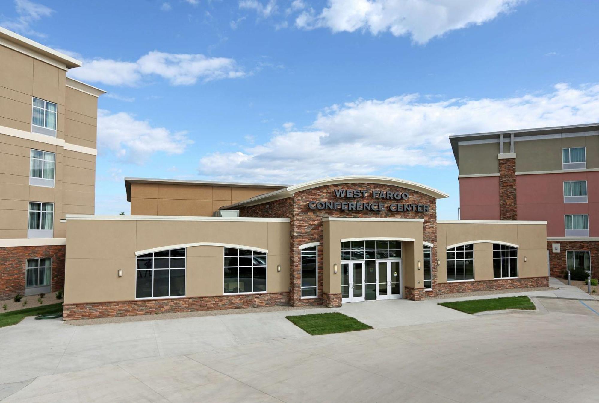 Homewood Suites By Hilton West Fargo/Sanford Medical Center Esterno foto