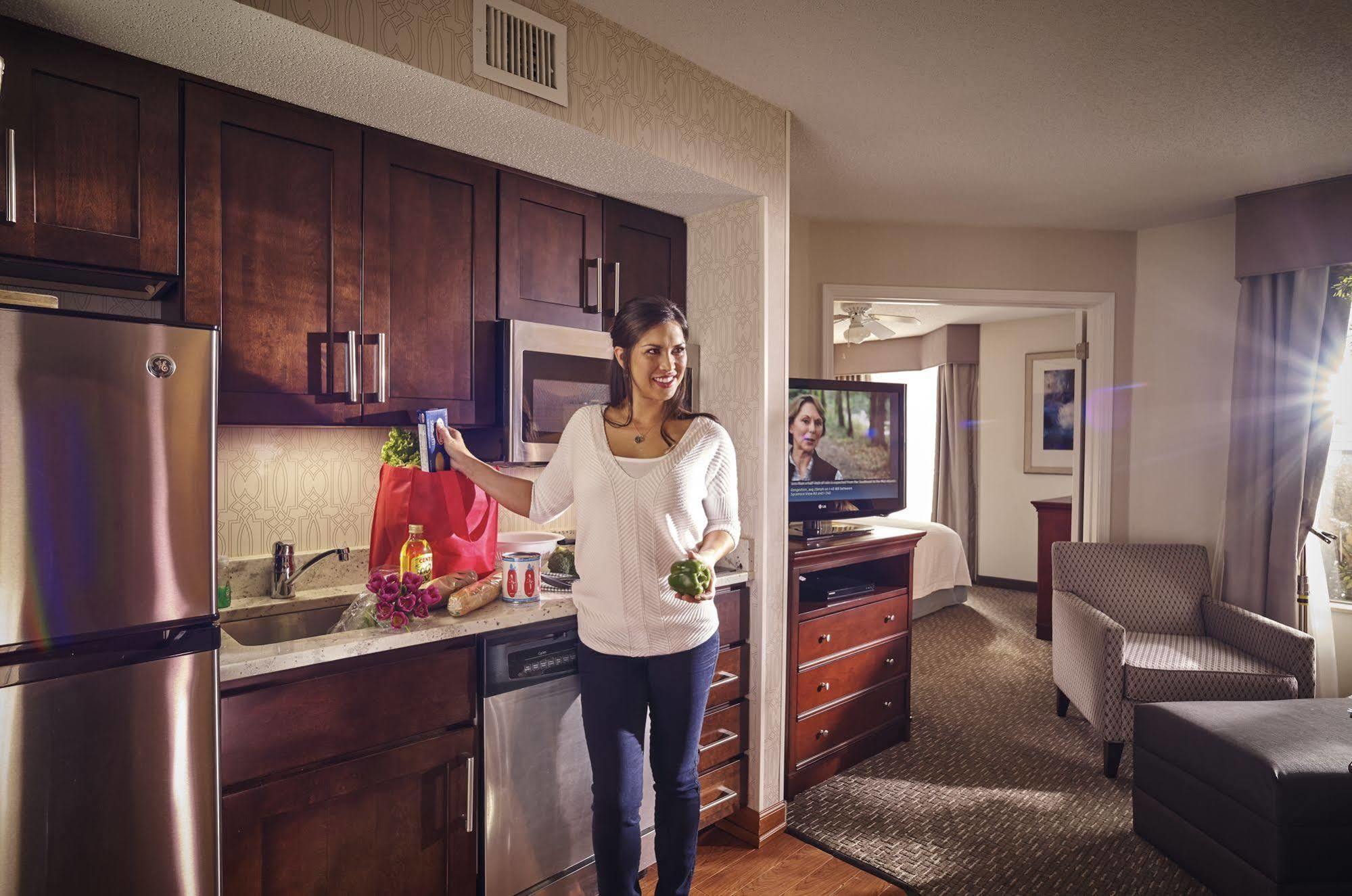 Homewood Suites By Hilton West Fargo/Sanford Medical Center Esterno foto